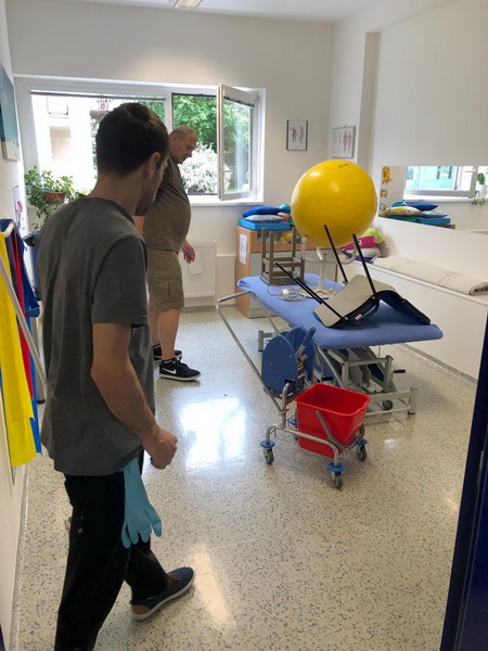 CENTRUM PROFESORA ČECHA